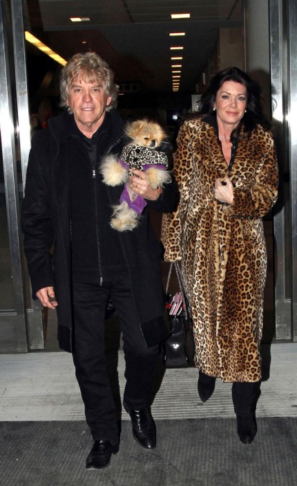 lisa-vanderpump-ken-todd-jiggy-jfk-airport-02042011-01-430x702